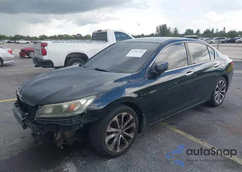 2015 Honda Accord Sport z USA, uszkodzony, nr VIN 1HGCR2F50FA234175